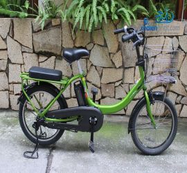 Xe đạp điện Nhật Yamaha pas baby màu xanh cốm chạy tay ga